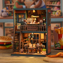 Woodland bistro | Bear restaurant kit