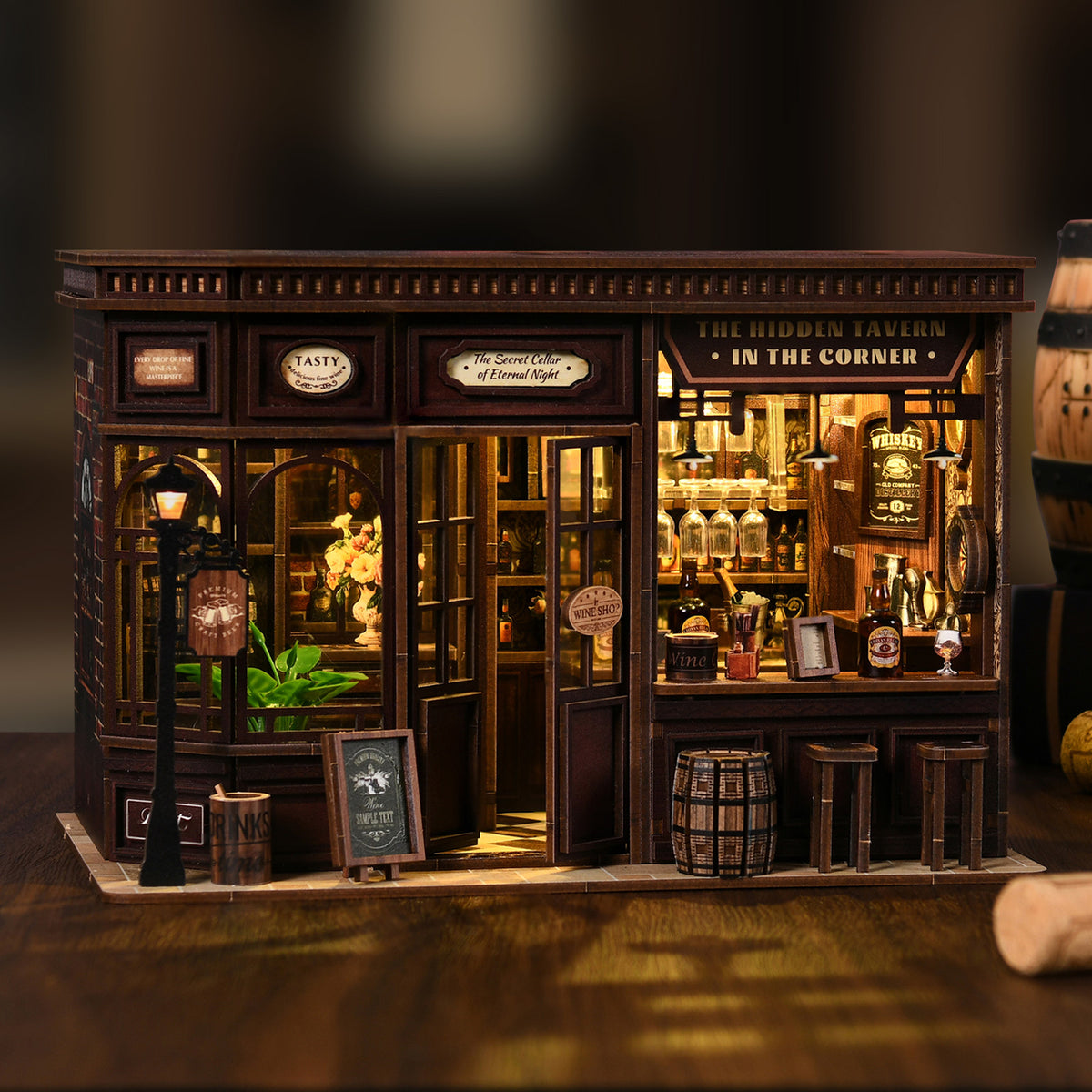 Medieval inn hideaway | Corner tavern kit